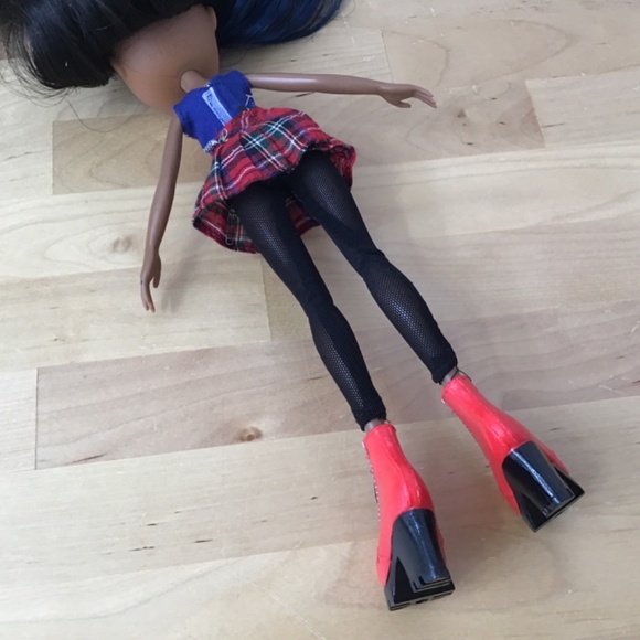 Bratz Doll - Picture 7 of 11